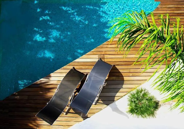 Taos Villa - Private Pool - Themed Bedrooms 米哈斯科斯塔